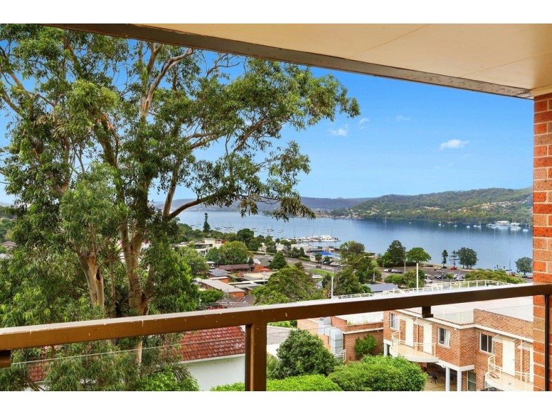 27/3 Joseph Lloyd Close, Gosford NSW 2250