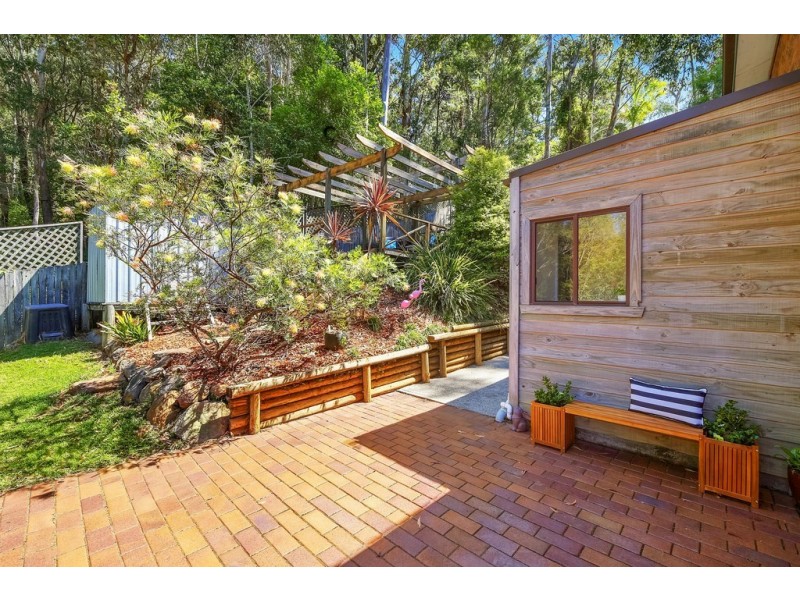 13 Pamela Close, Green Point NSW 2251