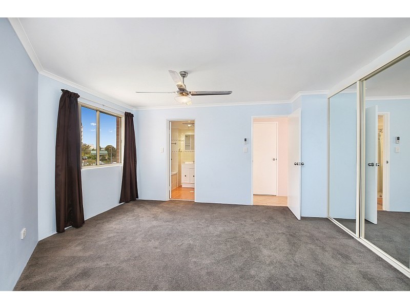 16/12-14 Hills Street, Gosford NSW 2250