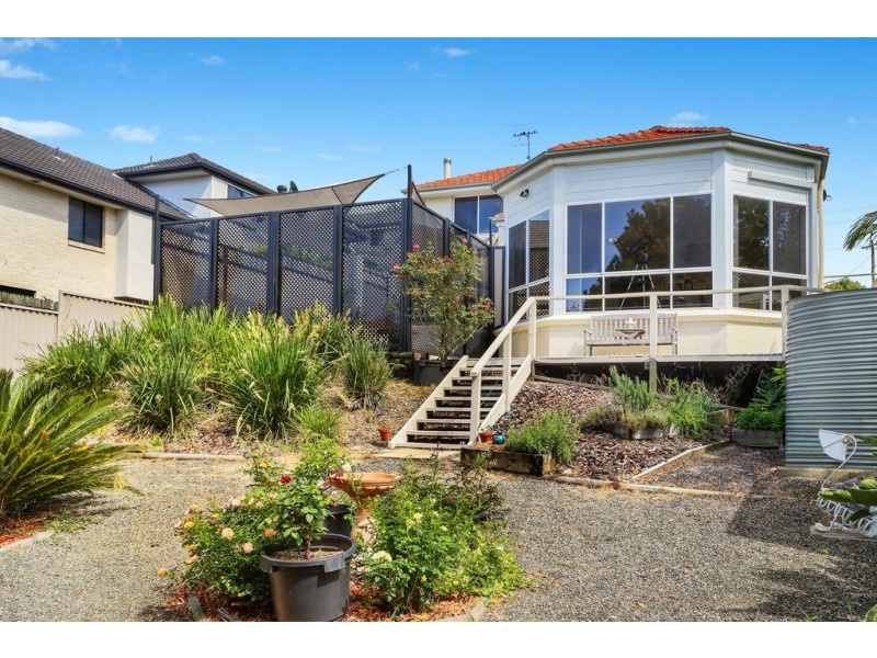 1 Carrol Avenue, East Gosford NSW 2250