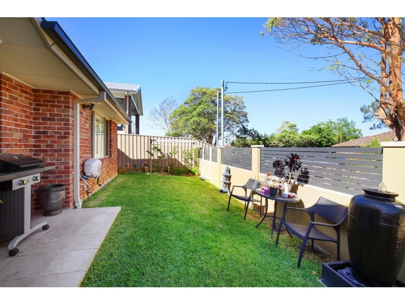 1/17-19 White Street, East Gosford NSW 2250