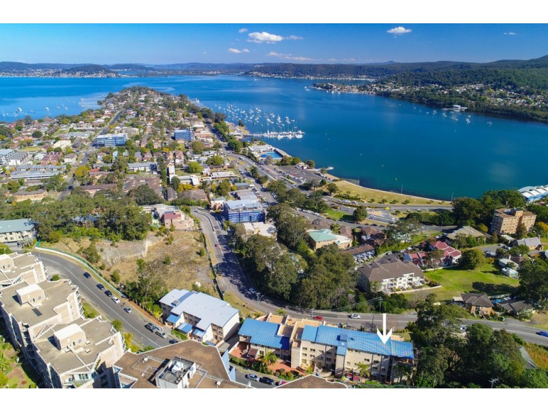 27/92-94 John Whiteway Drive, Gosford NSW 2250