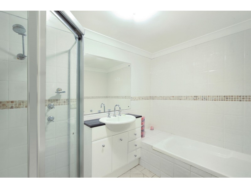 6/92-94 John Whiteway Drive, Gosford NSW 2250