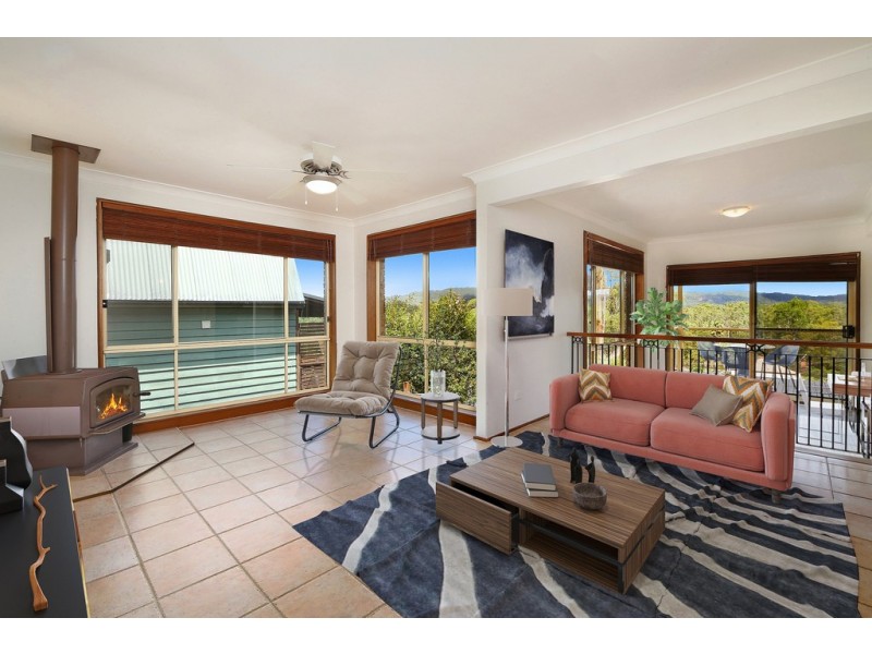 72 Karwin Avenue, Springfield NSW 2250