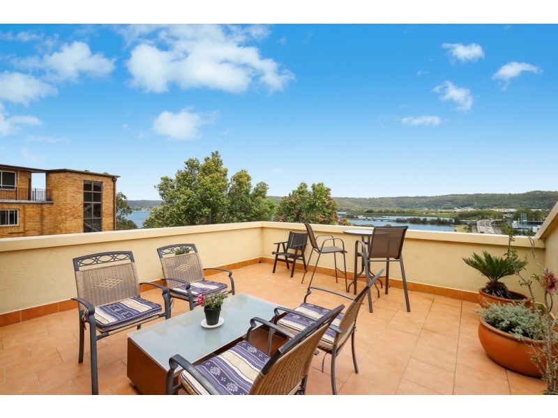 6/105 Henry Parry Drive, Gosford NSW 2250