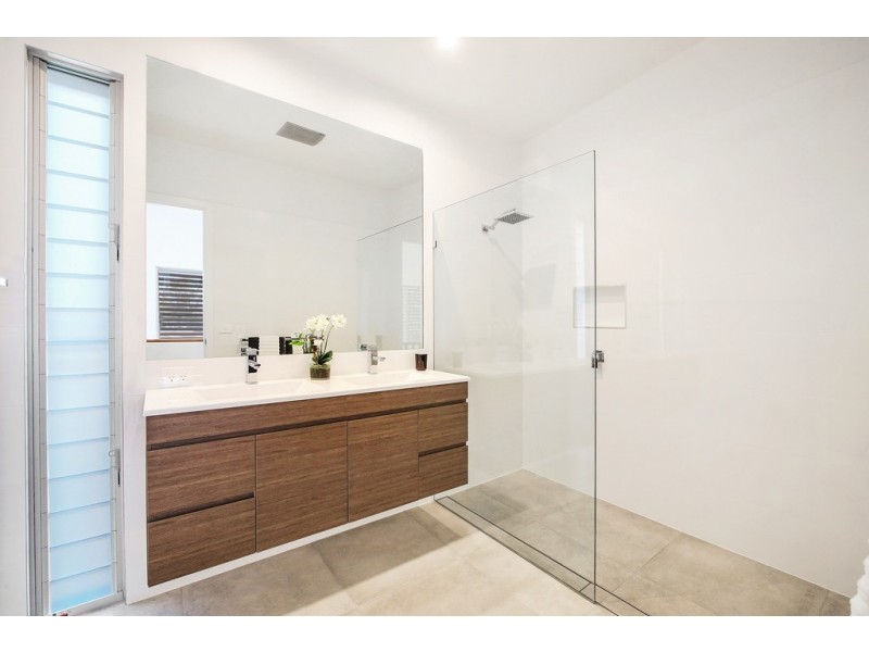 4/13 Compton Street, North Gosford NSW 2250