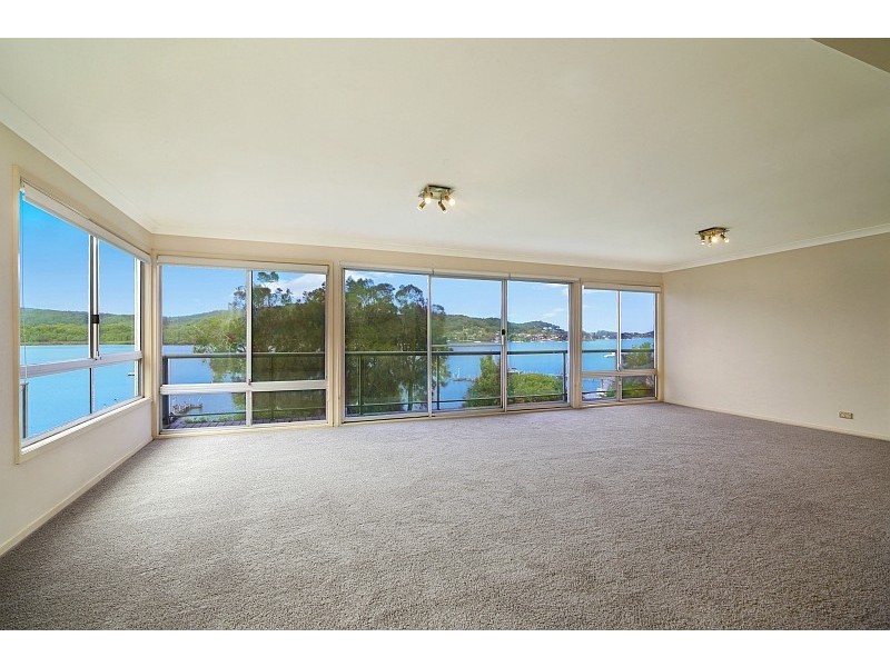 85 Caroline Street, East Gosford NSW 2250