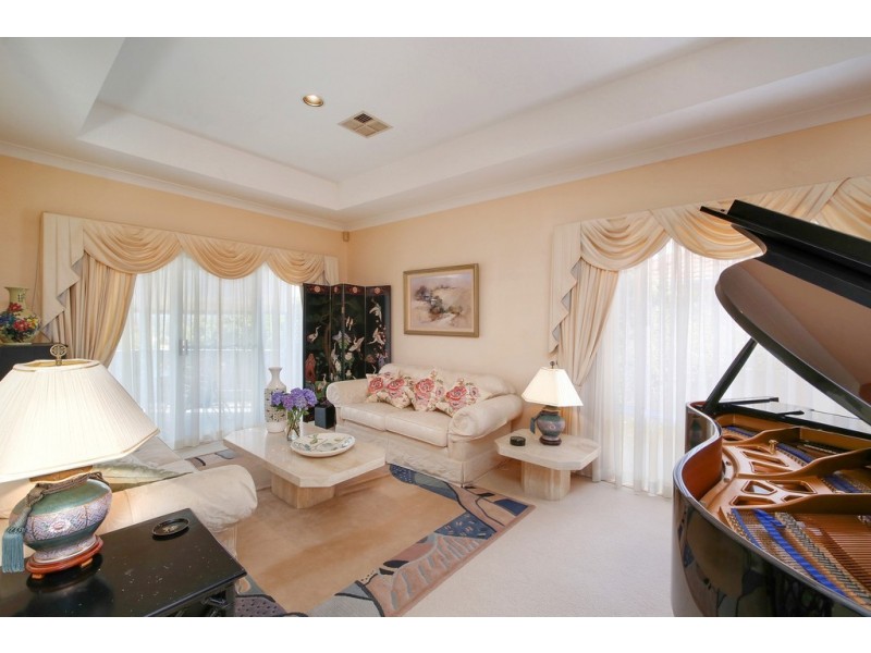 14 Bronzewing Drive, Erina NSW 2250