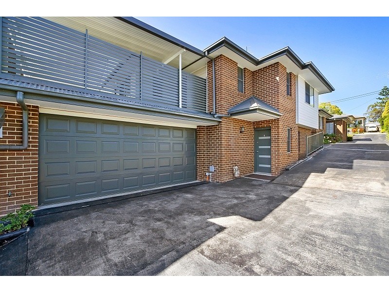 2/58 Brougham Street, East Gosford NSW 2250