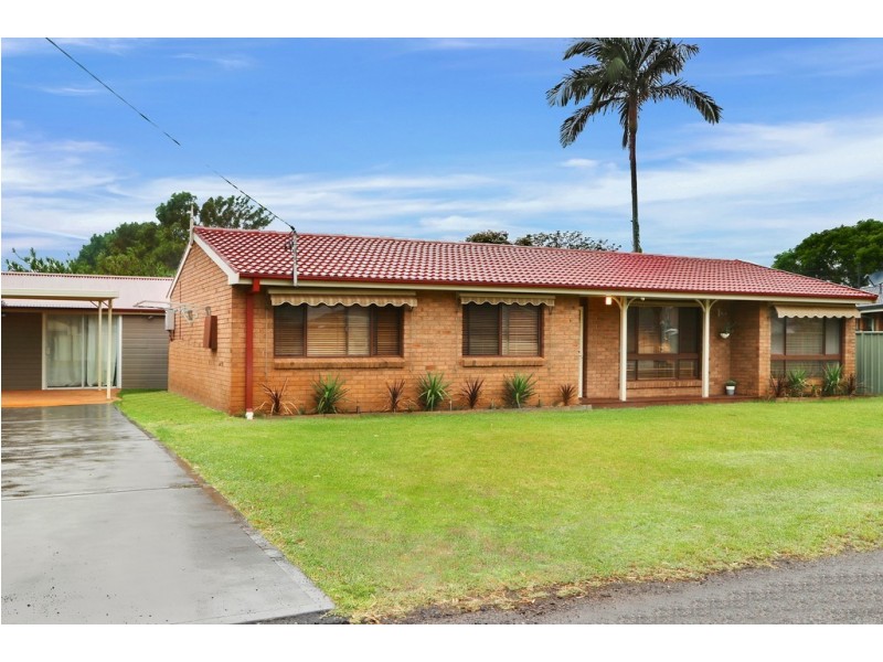 16 Onslow Ave, Woy Woy NSW 2256