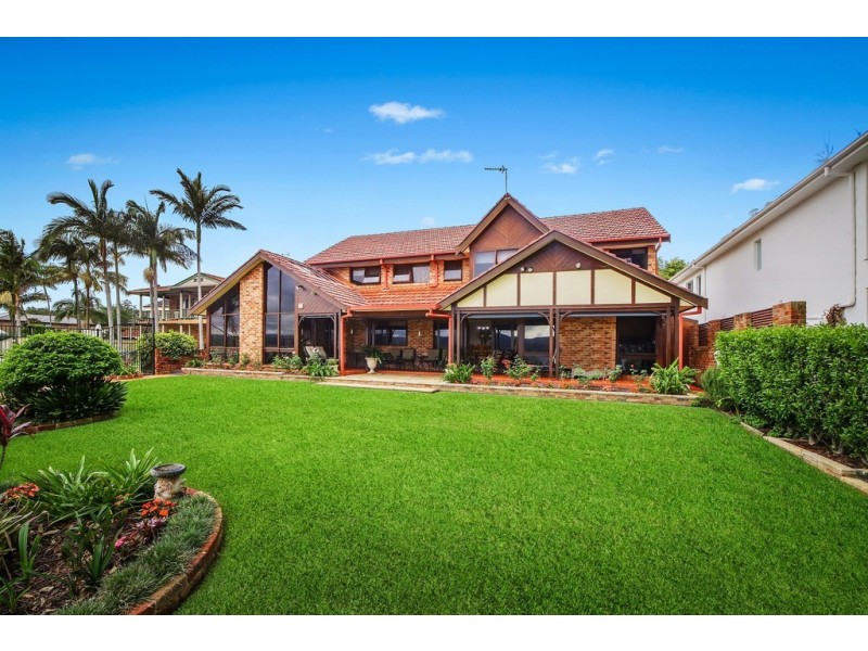 269 and 269A Avoca Drive, Green Point NSW 2251