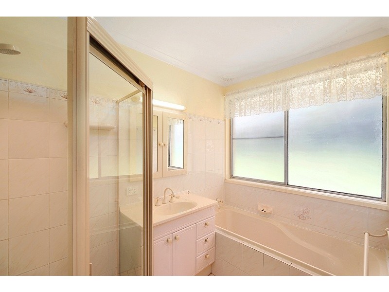 17 Narooma Road, Niagara Park NSW 2250