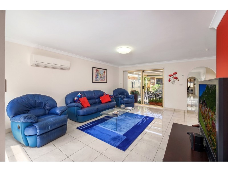 2/2 Koolang Road, Green Point NSW 2251