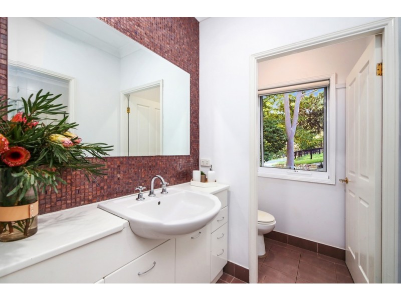 2 Parkers Road, Kincumber NSW 2251