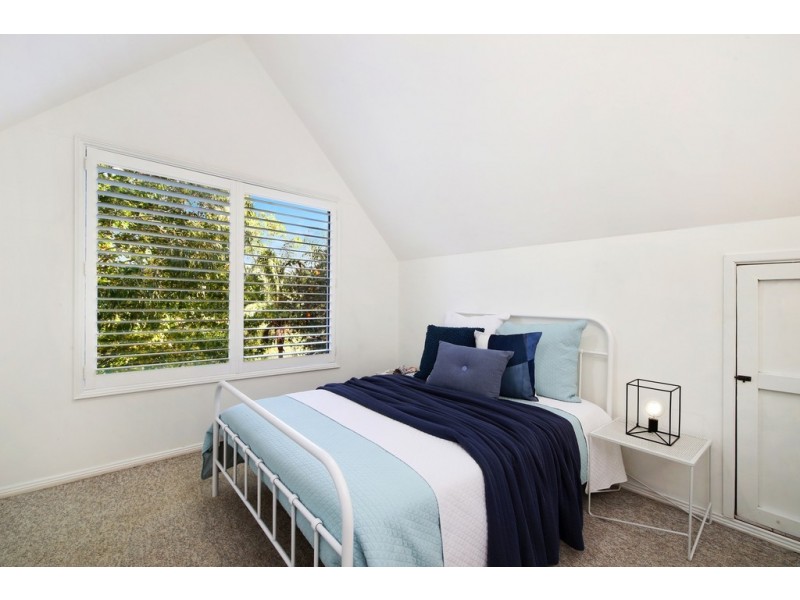 2 Parkers Road, Kincumber NSW 2251