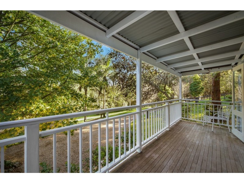 2 Parkers Road, Kincumber NSW 2251