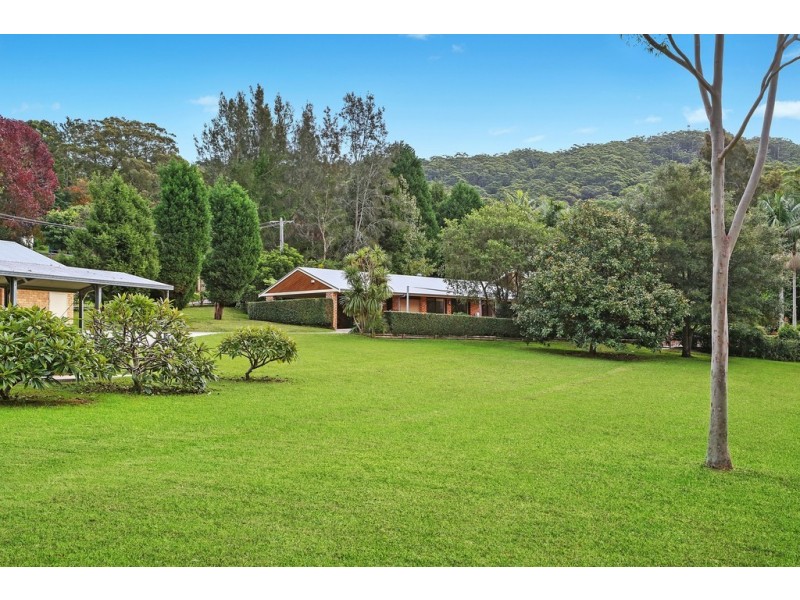 69 Picketts Valley Road, Picketts Valley NSW 2251
