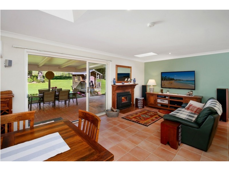 96 Oak Road, Matcham NSW 2250