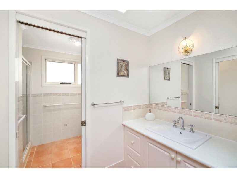 96 Oak Road, Matcham NSW 2250