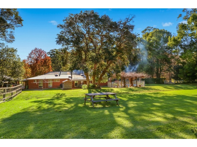 96 Oak Road, Matcham NSW 2250