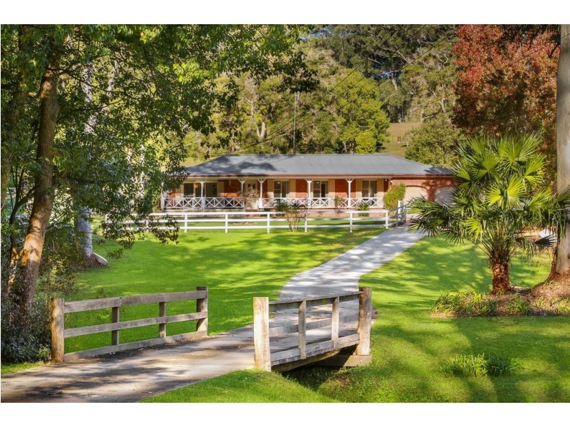 96 Oak Road, Matcham NSW 2250