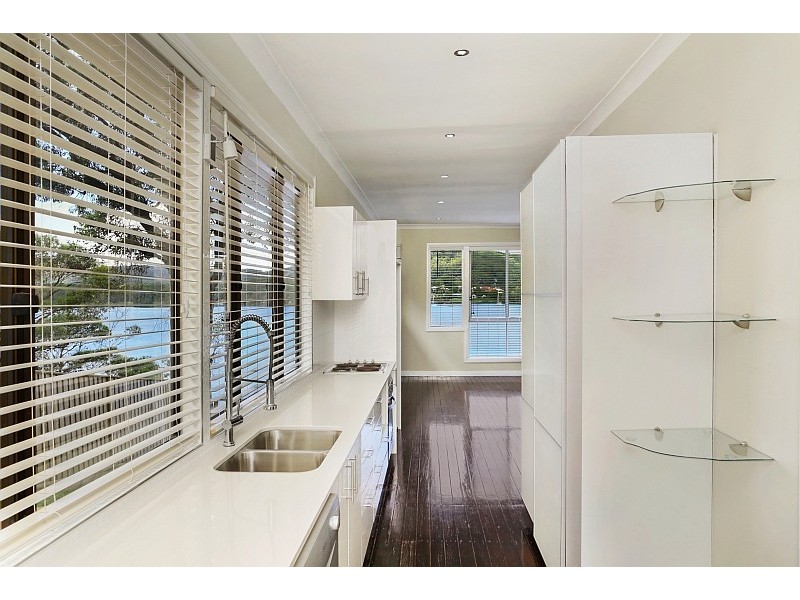 17 Wharf Street, East Gosford NSW 2250