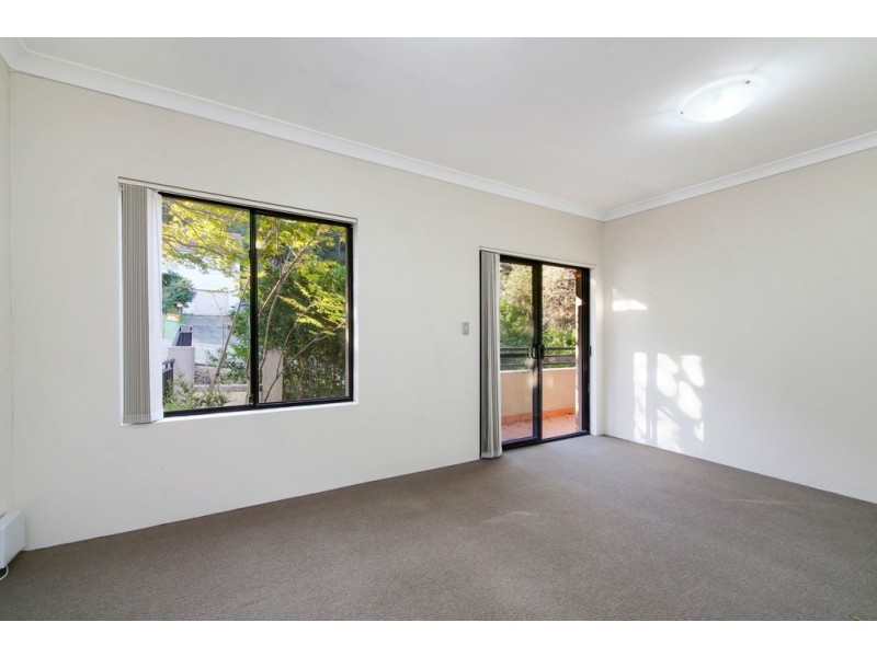 4/61 Donnison Street, Gosford NSW 2250