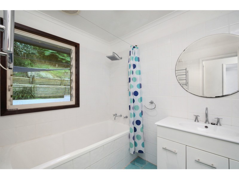 27 Gregory Street, Wyoming NSW 2250