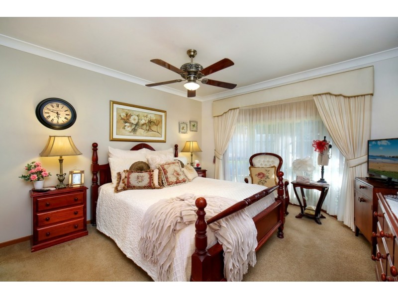 7 Treeland Road, Green Point NSW 2251