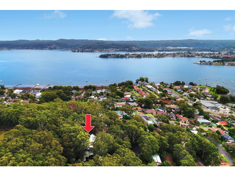 23 Woorara Parade, Green Point NSW 2251