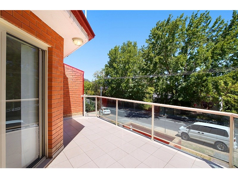 1/78 Donnison Street, Gosford NSW 2250