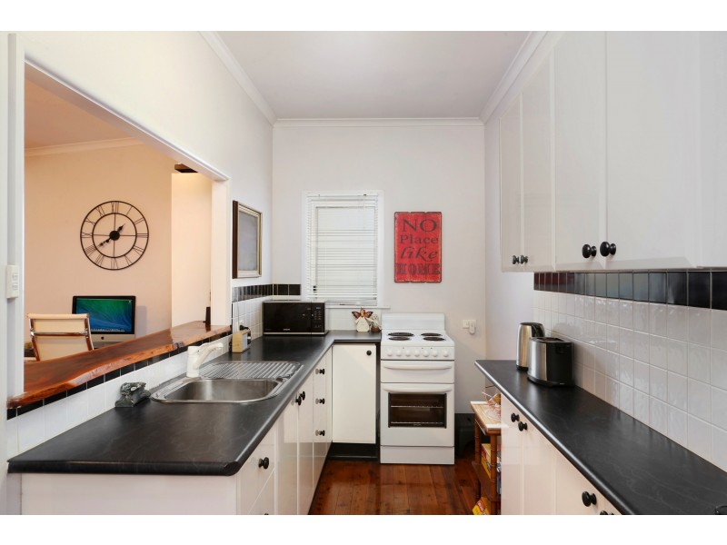 13 Warrigal Street, Blackwall NSW 2256