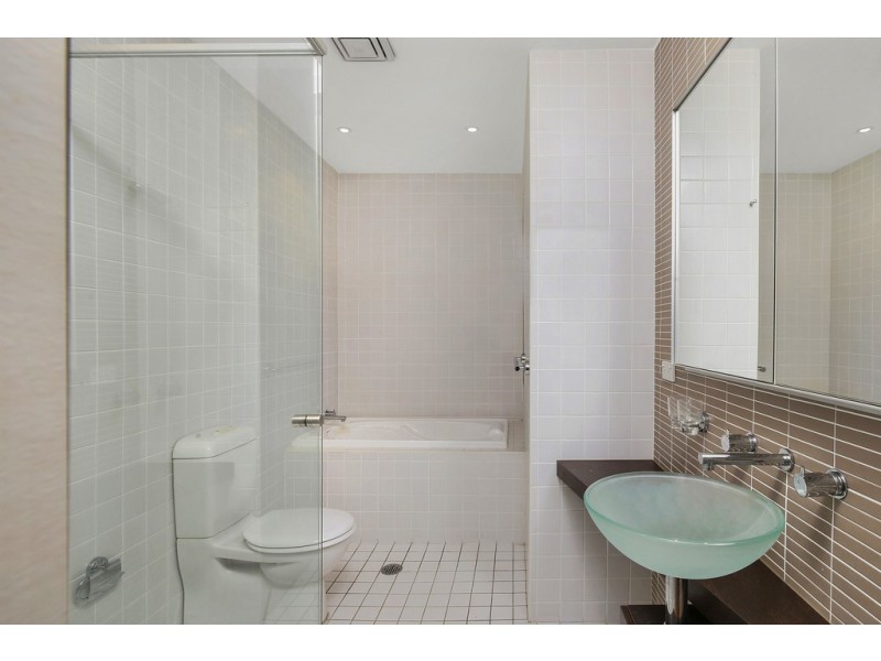 1/71-73 Donnison Street West, Gosford NSW 2250