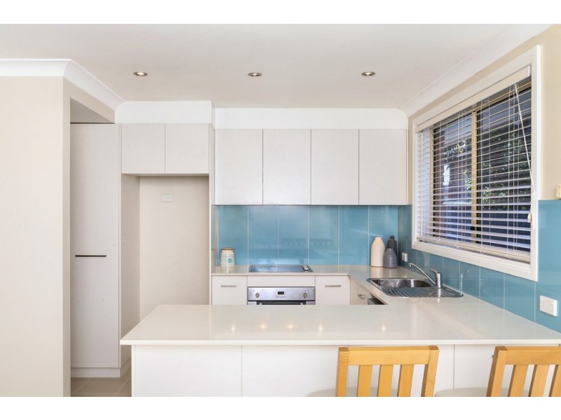 1/156 Albany Street, Point Frederick NSW 2250