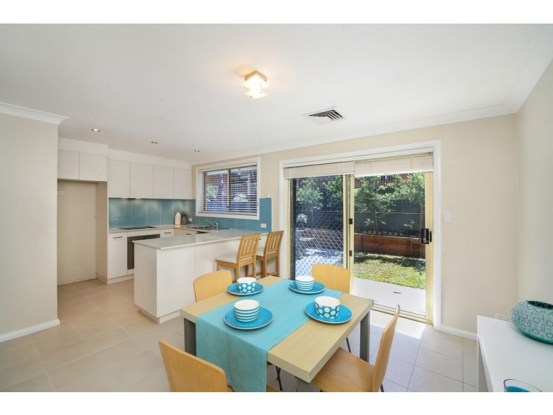 1/156 Albany Street, Point Frederick NSW 2250