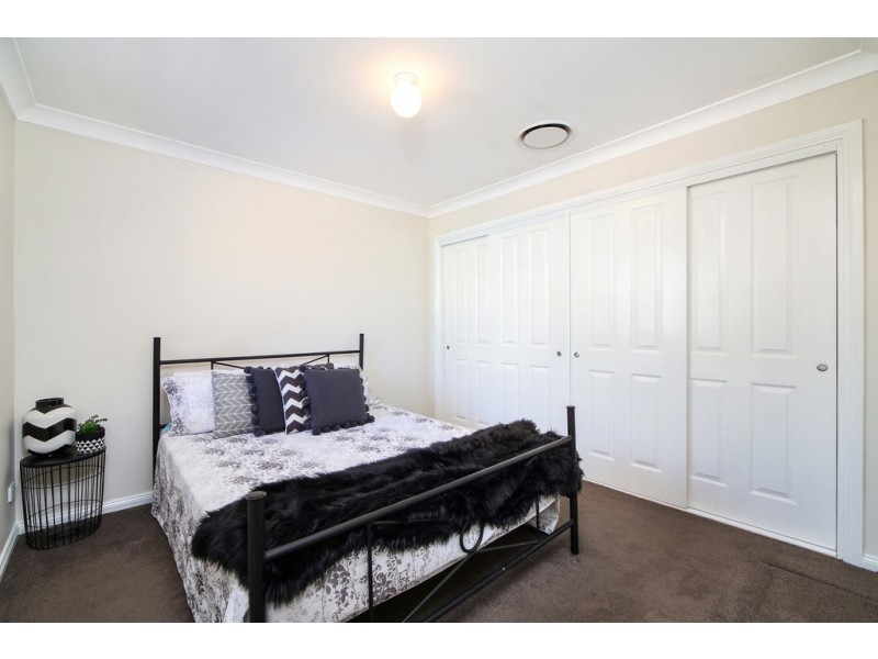 1/156 Albany Street, Point Frederick NSW 2250