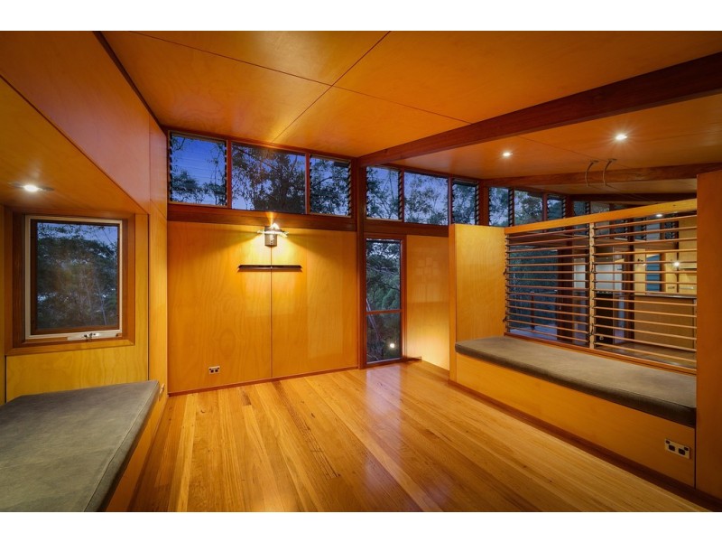 25 Woorara Parade, Green Point NSW 2251