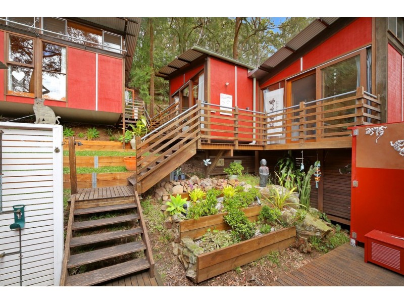 25 Woorara Parade, Green Point NSW 2251