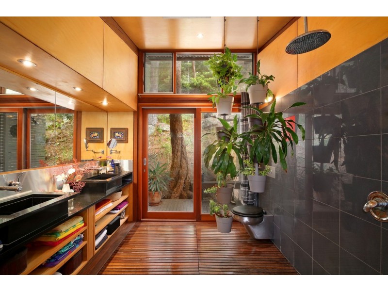 25 Woorara Parade, Green Point NSW 2251