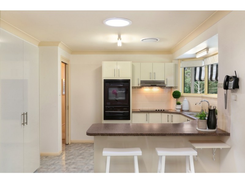 22 Woodbine Close, Lisarow NSW 2250