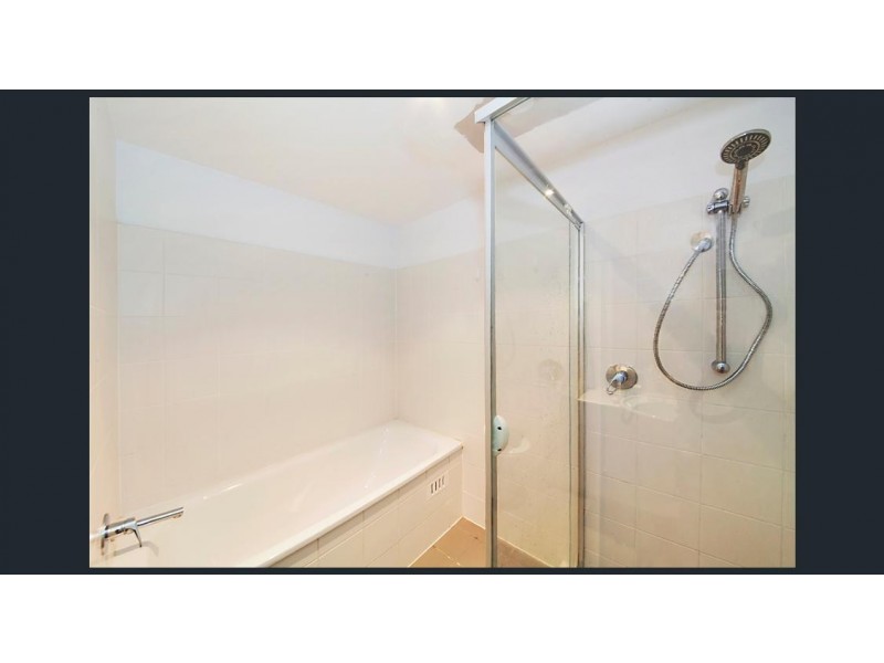 113/80 John Whiteway Drive, Gosford NSW 2250