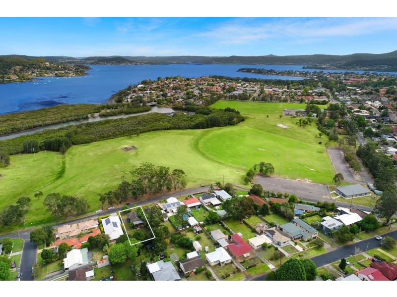 43 Newcastle Street, Springfield NSW 2250