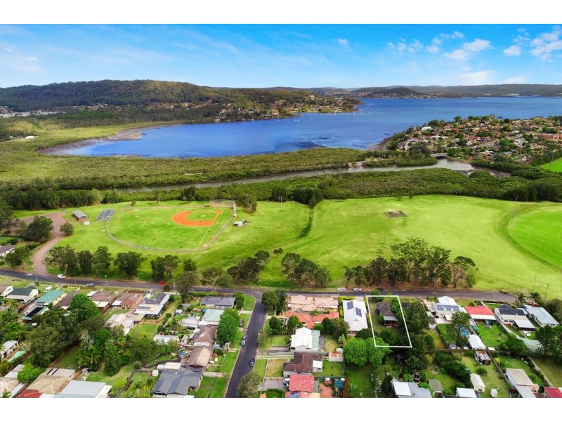 43 Newcastle Street, Springfield NSW 2250