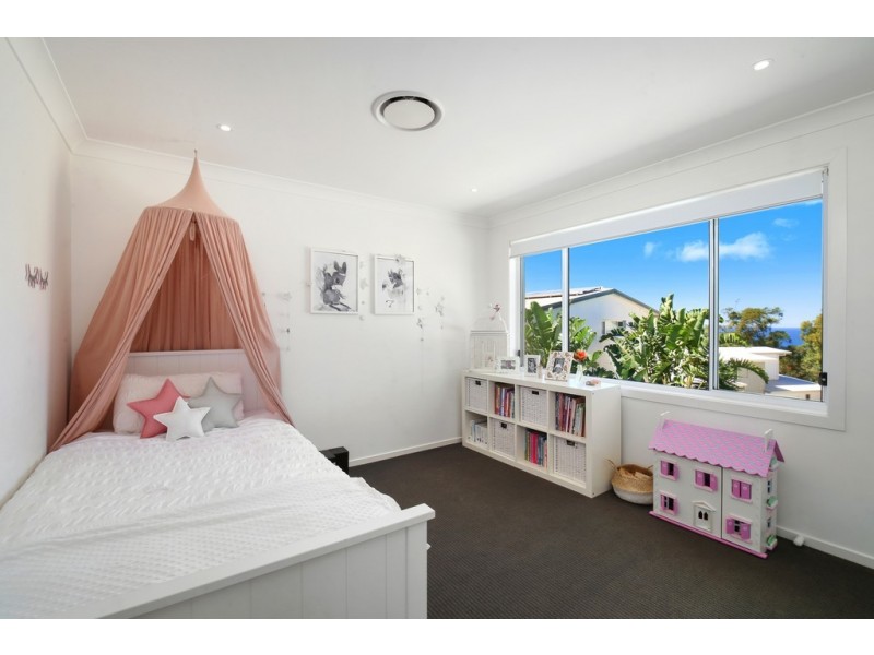 54 Hillcrest Street, Terrigal NSW 2260