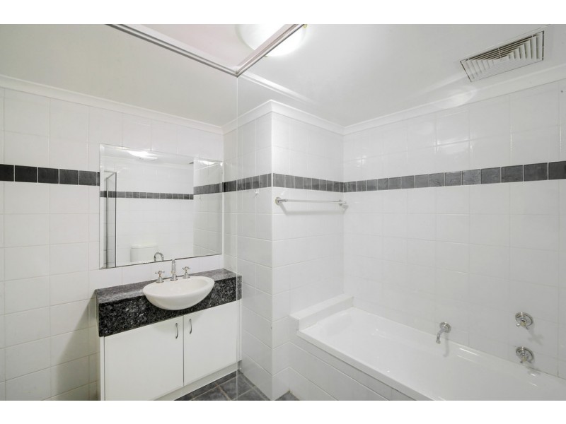 44/92 John Whiteway Drive, Gosford NSW 2250