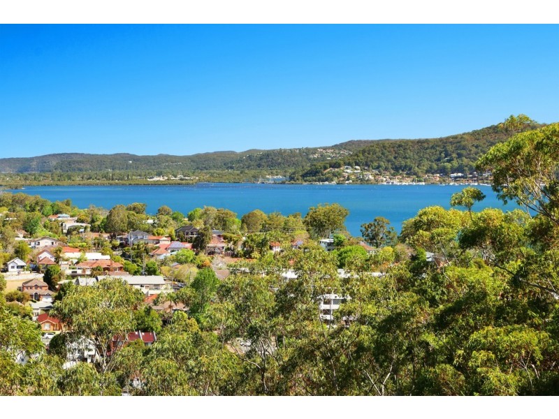 171/80 John Whiteway Drive, Gosford NSW 2250