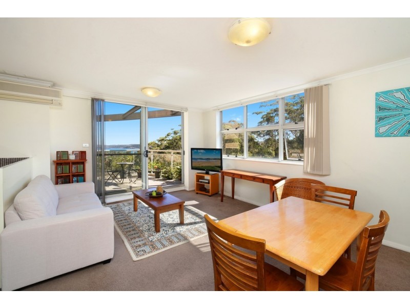 171/80 John Whiteway Drive, Gosford NSW 2250