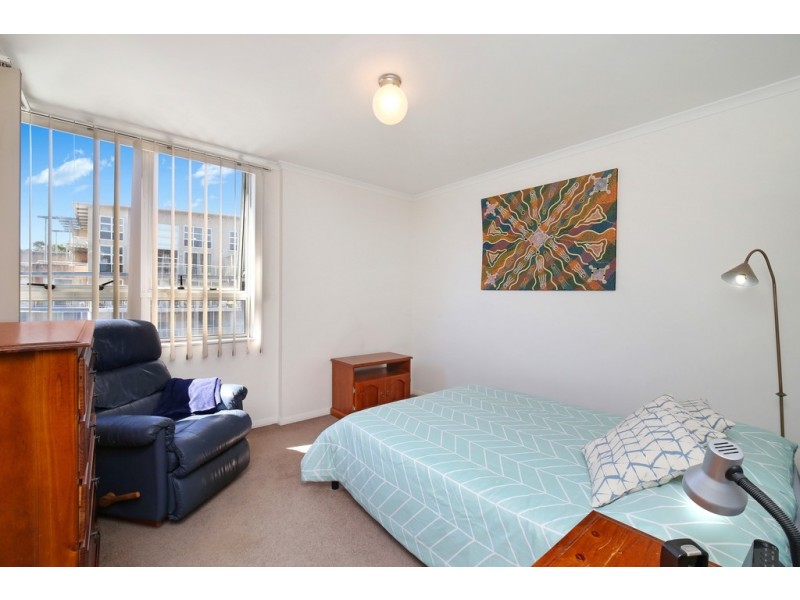 171/80 John Whiteway Drive, Gosford NSW 2250