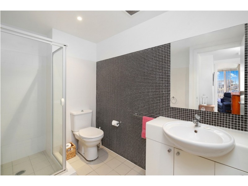 171/80 John Whiteway Drive, Gosford NSW 2250
