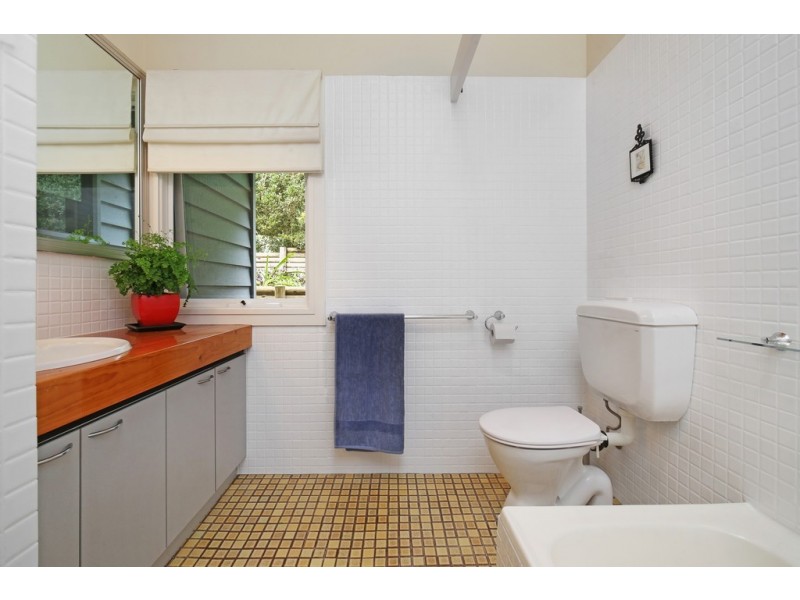 226 Macdonalds Road, Lisarow NSW 2250